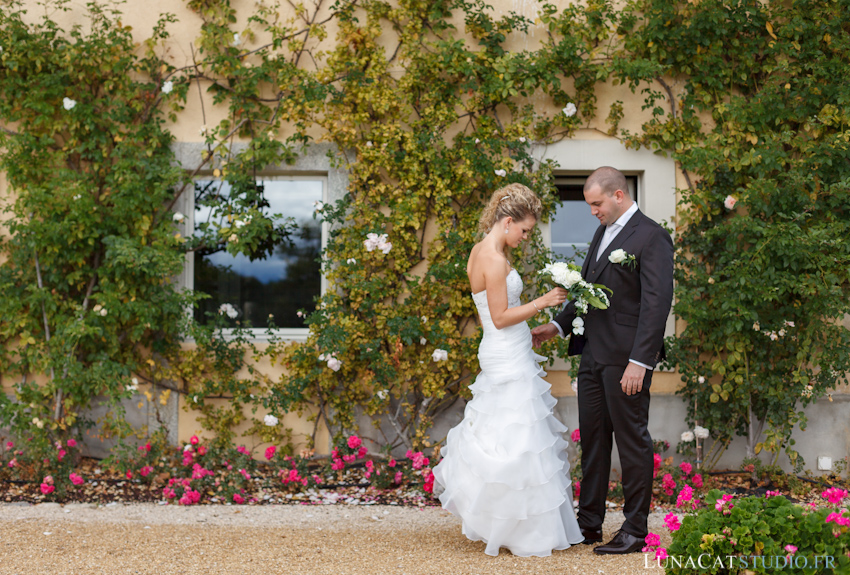 photographe mariage first look aux portes des iris vuillerens