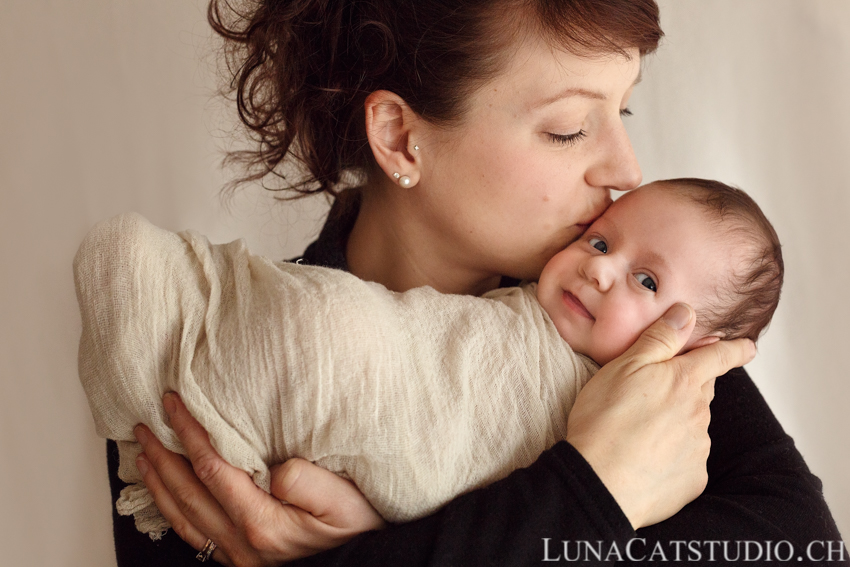 photographe lausanne portrait maman bébé