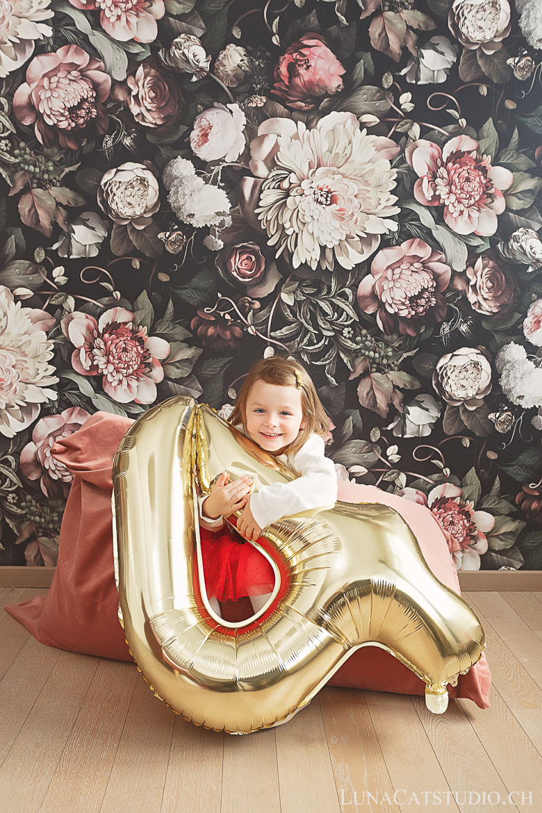 4-year-old child photographer 4-year-old child photographer