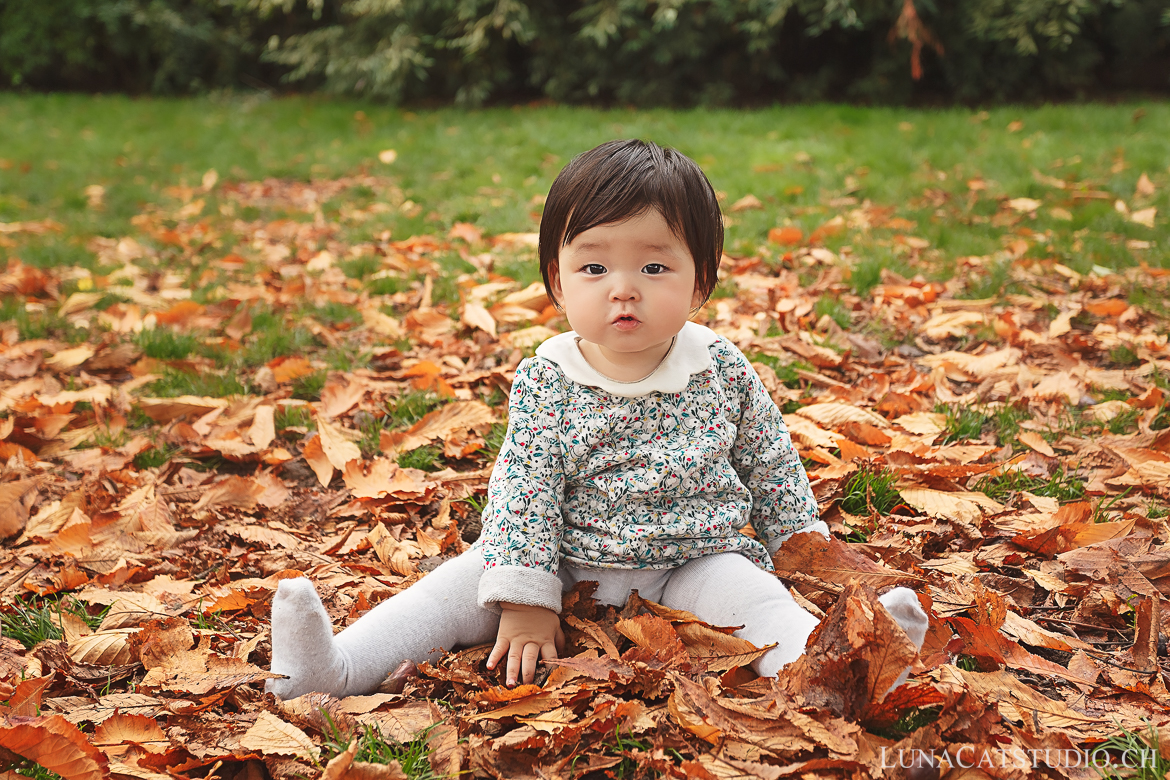 autumn baby photographer autumn baby photographer