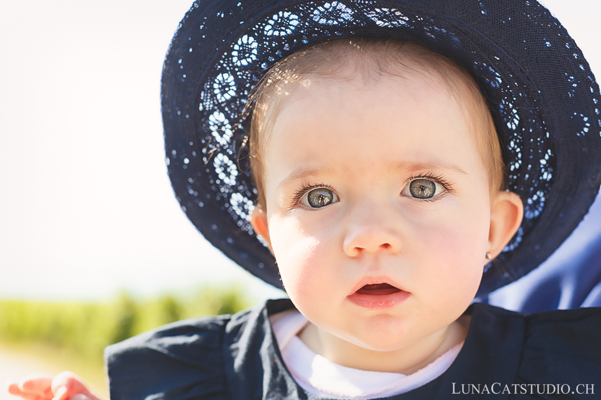 outdoors baby photographer outdoors baby photographer
