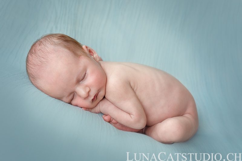 neuchatel newborn photo session Valentino