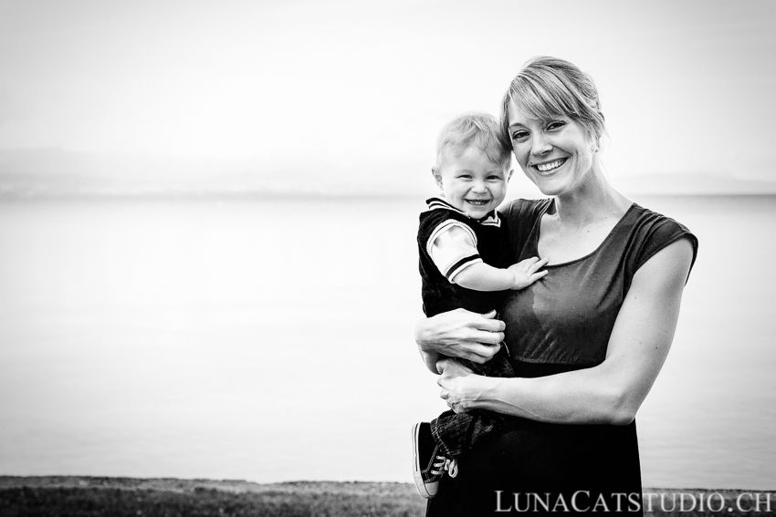 family photo lake lausanne vaud geneva