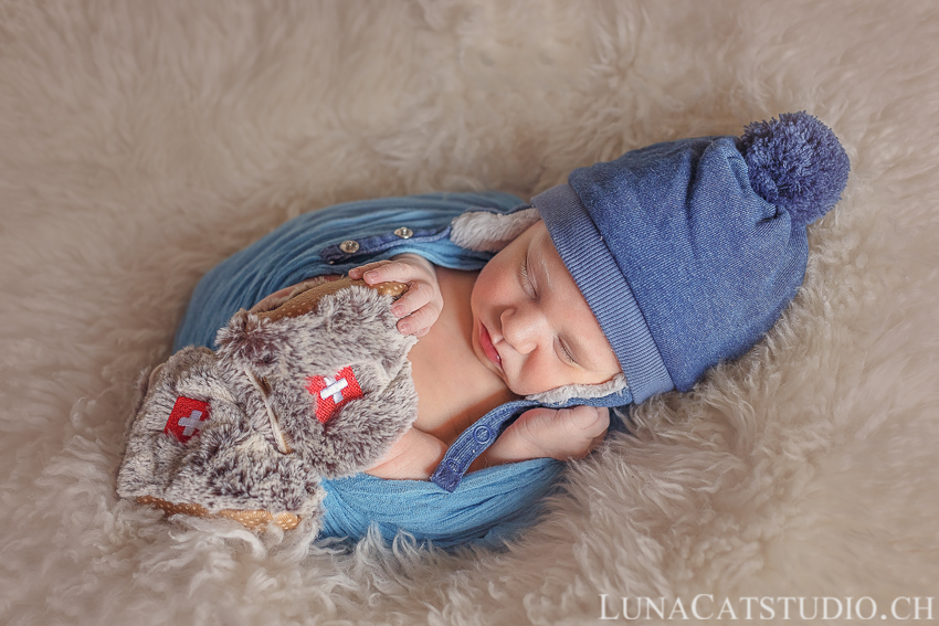 gland newborn photographer