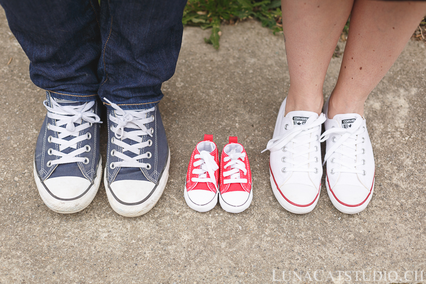 pregnancy photo session gift