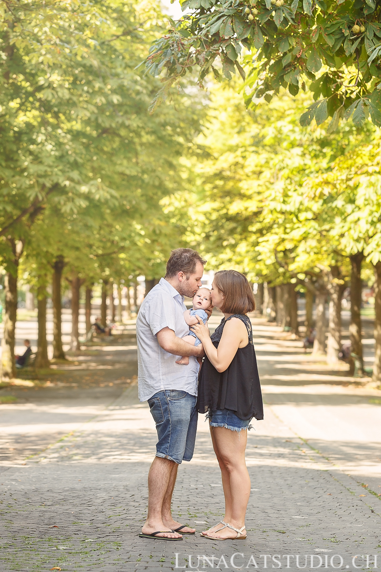 geneva photo session family parc Bastions