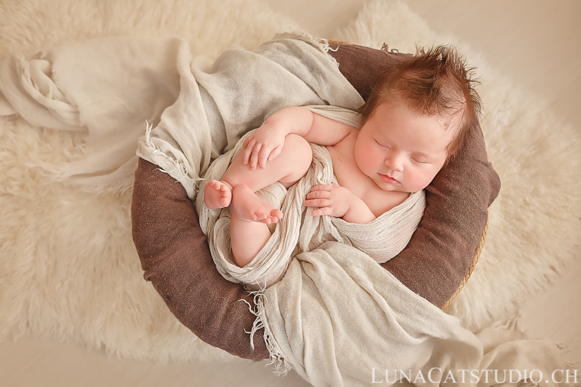 What Is The Best Age For Baby Photos Photographe Lausanne Lunacat Studio